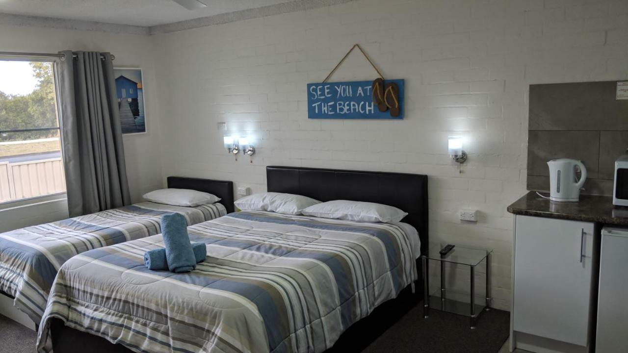 Harrington Village Motel Manning Point 외부 사진