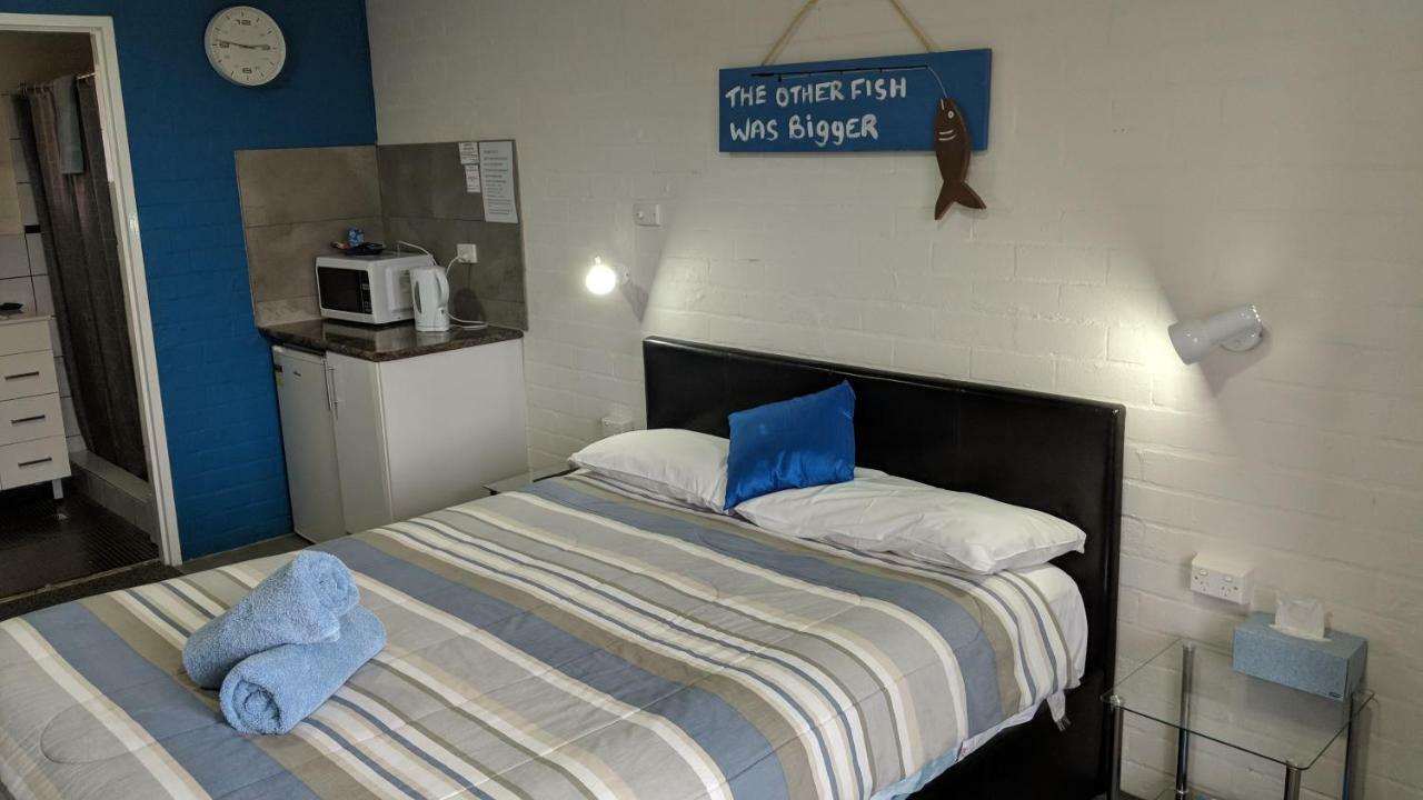 Harrington Village Motel Manning Point 외부 사진