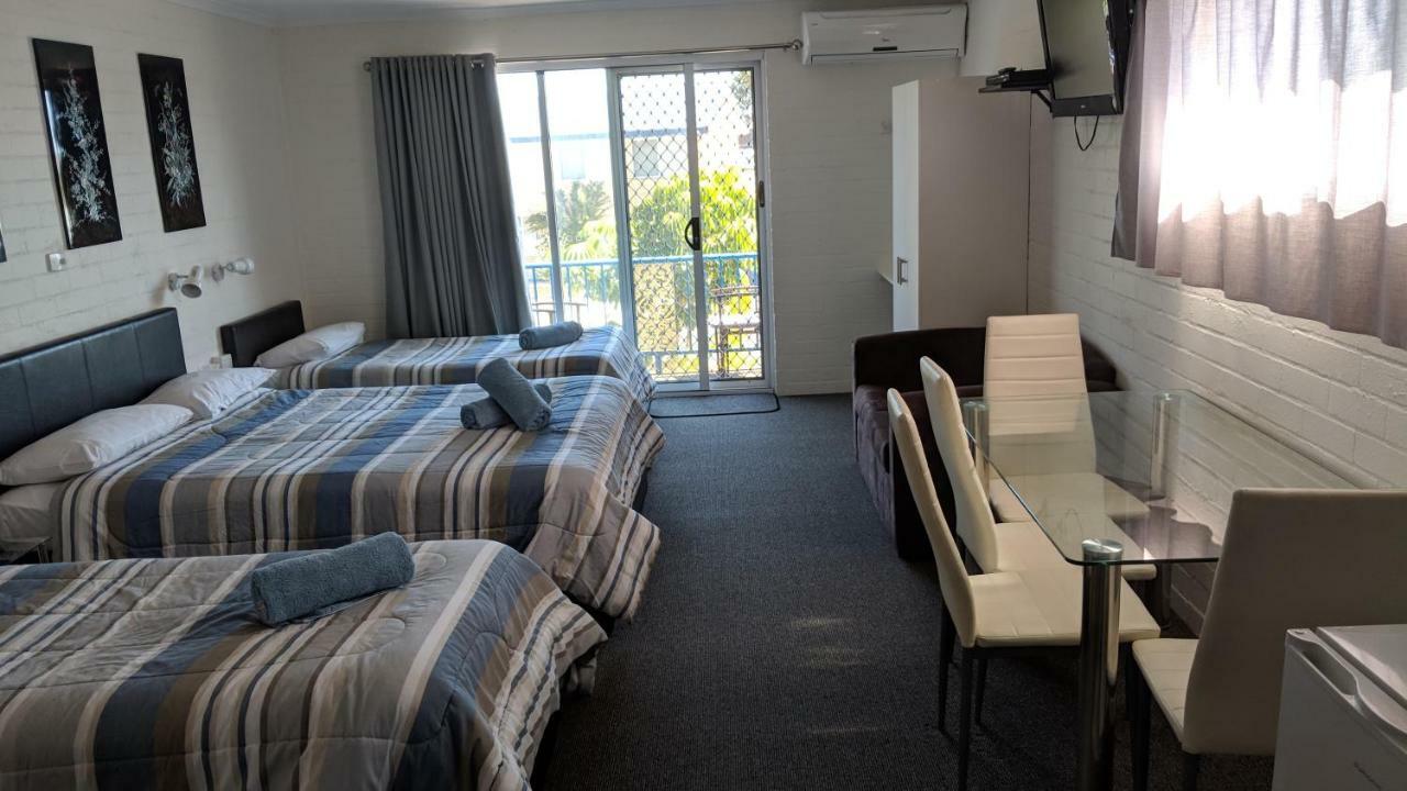 Harrington Village Motel Manning Point 외부 사진