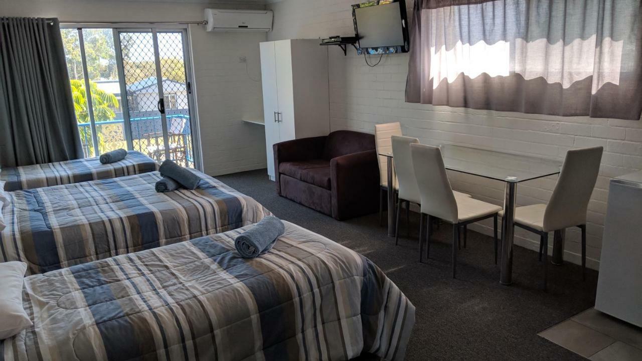 Harrington Village Motel Manning Point 외부 사진